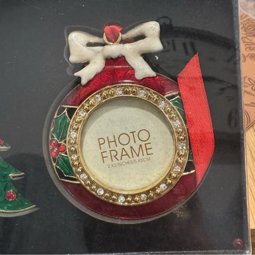 Vintage Ornament Photo Frames / 2012 Military Exchange